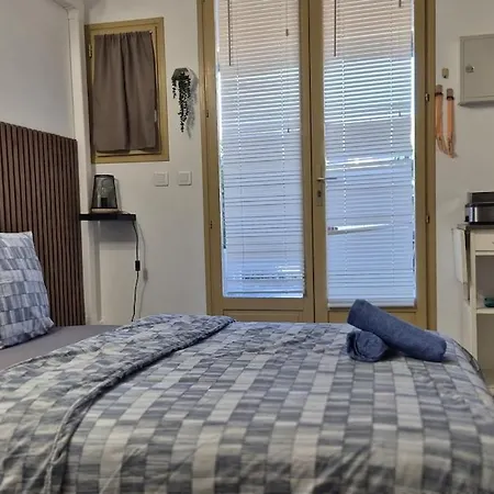 Résidence Avec Parking Et Piscine, à 5 Minutes De La La *