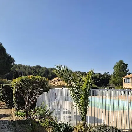 Résidence Avec Parking Et Piscine, à 5 Minutes De La La * Leucate