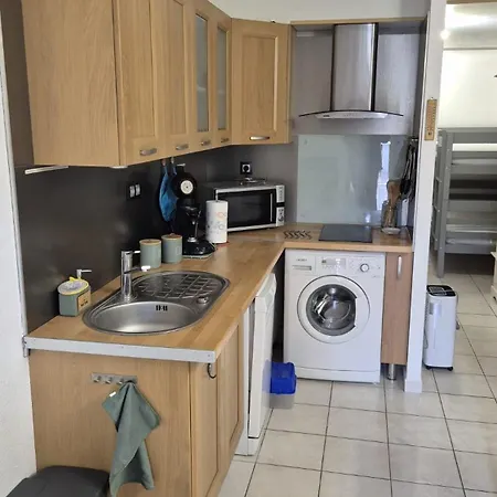Avec Parking Et Piscine, A 5 Minutes De La La Apartment